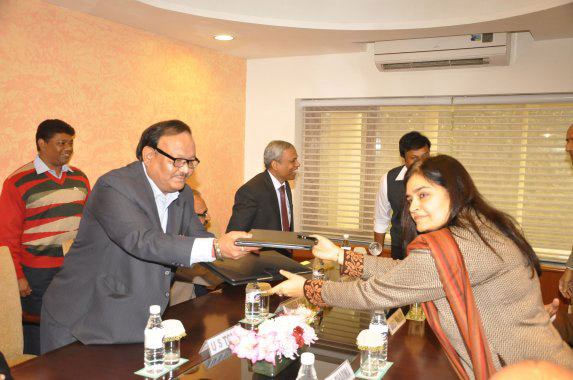 MoU-Signing-with-IGNOU